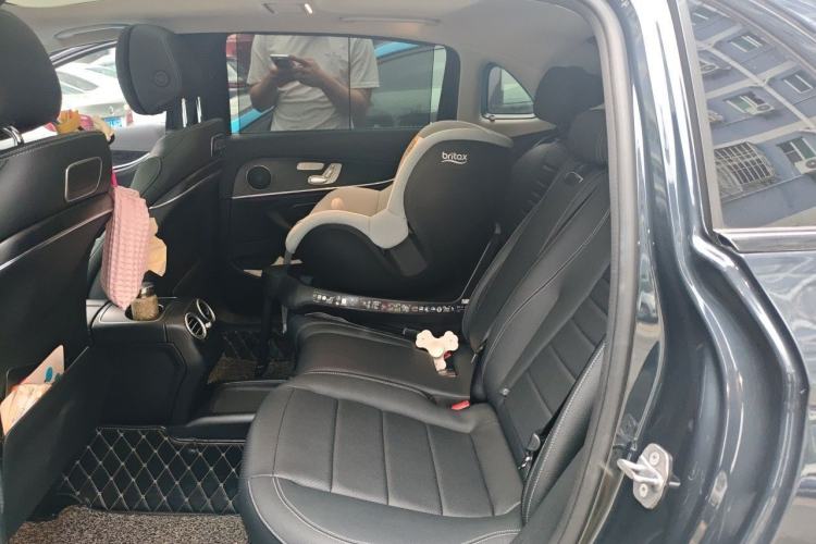 Used Mercedes-Benz E-Class 2018 Restyled E 300 L Sport Luxury Edition Left Rear Seat