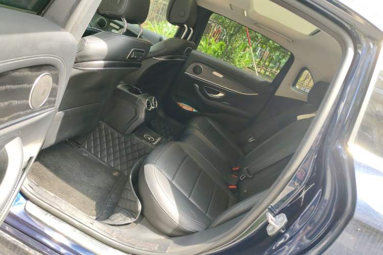 Used Mercedes-Benz E-Class 2018 E 300 L Sporty and Stylish Model Left Rear Seat