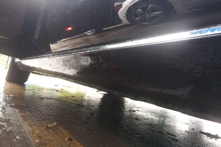 Used Mercedes-Benz E-Class 2018 E 200 L Left Side Sill