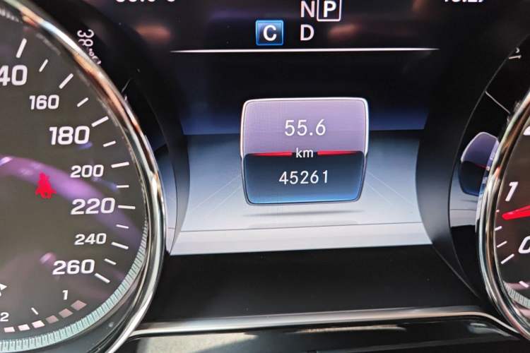 Used Mercedes-Benz E-Class 2018 E 300 Sport Edition Odometer Close Up