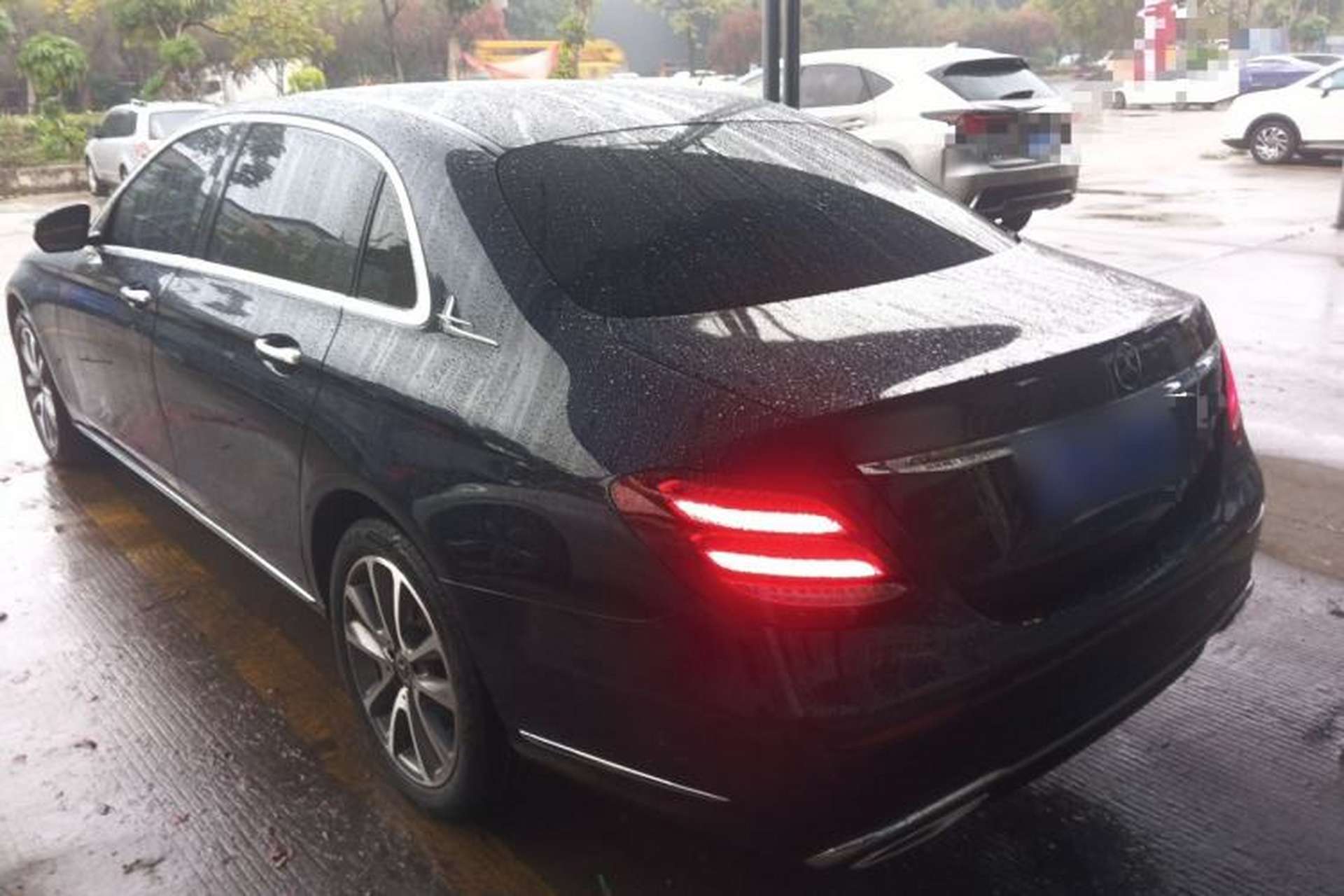 Used Mercedes-Benz E-Class 2018 E 200 L Rear Left 45 Deg