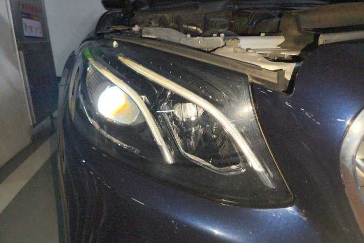 Used Mercedes-Benz E-Class 2018 E 200 L Sport Edition Right Front Headlight