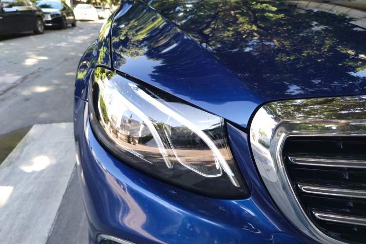 Used Mercedes-Benz E-Class 2018 Facelift E 300 L Luxury Edition Right Front Headlight