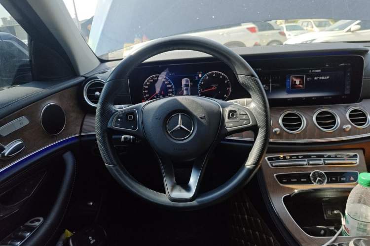 Used Mercedes-Benz E-Class 2018 Facelift E 200 L Steering Wheel
