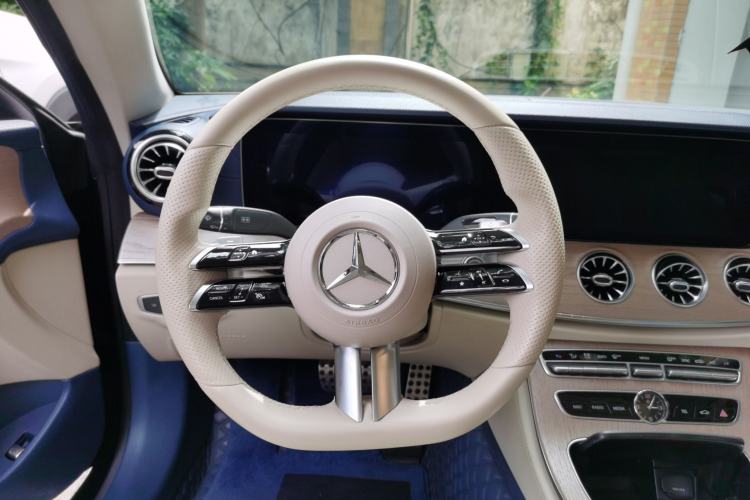 Used Mercedes-Benz E-Class 2018 E 200 Coupe Steering Wheel