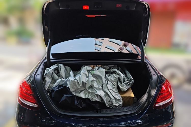 Used Mercedes-Benz E-Class 2018 E 300 Sport Edition Trunk
