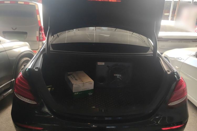 Used Mercedes-Benz E-Class 2018 Facelift E 200 L Sport Edition Trunk