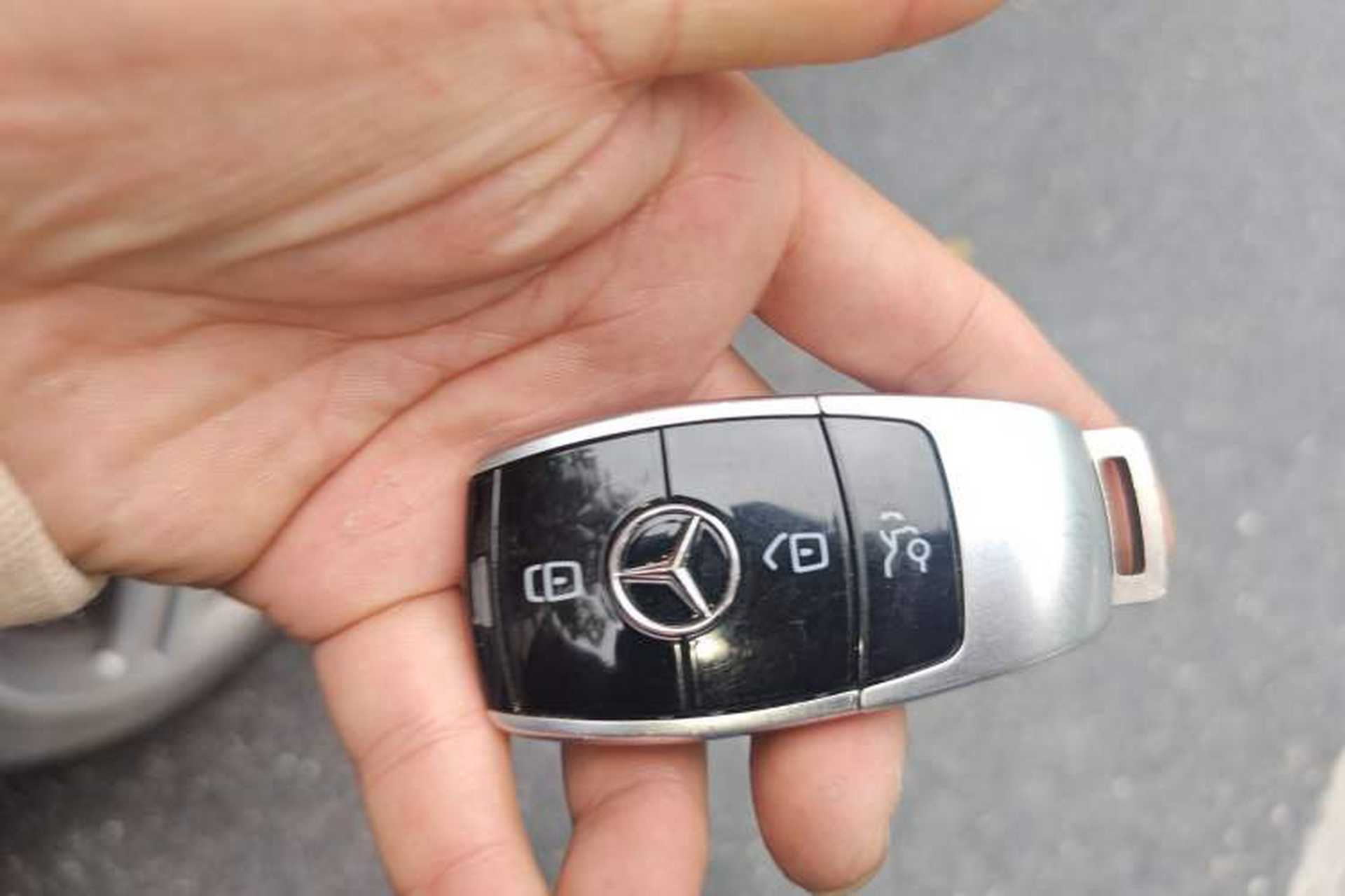 Used Mercedes-Benz E-Class 2018 E 200 4MATIC Convertible Coupe Vehicle Key