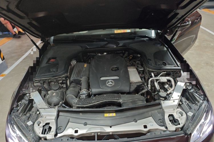 Used Mercedes-Benz E-Class 2018 E 200 Convertible Coupe Engine Bay