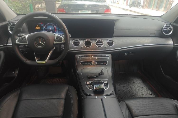 Used Mercedes-Benz E-Class 2018 Restyled E 300 L Sporty and Stylish Edition Center Console