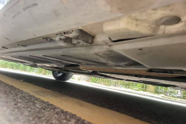 Used Mercedes-Benz E-Class 2018 E 200 Sport Edition Chassis Front Right
