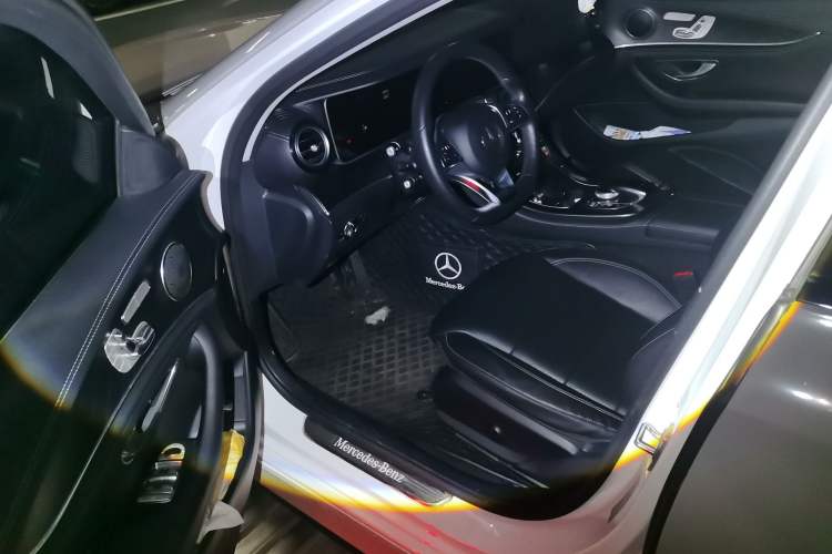 Used Mercedes-Benz E-Class 2018 Restyled E 300 L Sport Luxury Edition Driver Seat