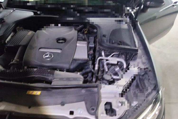 Used Mercedes-Benz E-Class 2018 E 200 Coupe Engine Bay Left