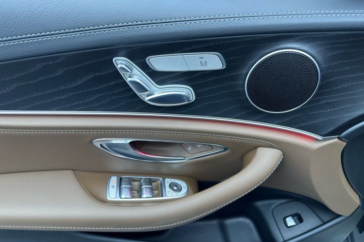 Used Mercedes-Benz E-Class 2018 Facelift E 200 L Sport Edition Interior 5