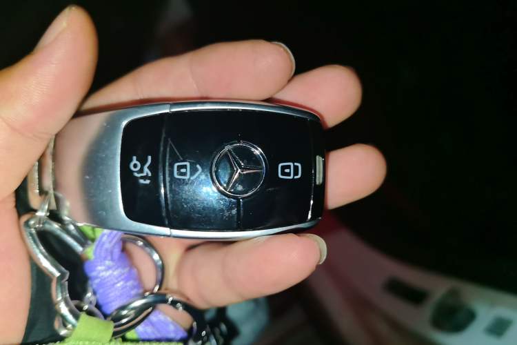 Used Mercedes-Benz E-Class 2018 Restyled E 300 L Sport Luxury Edition Vehicle Key