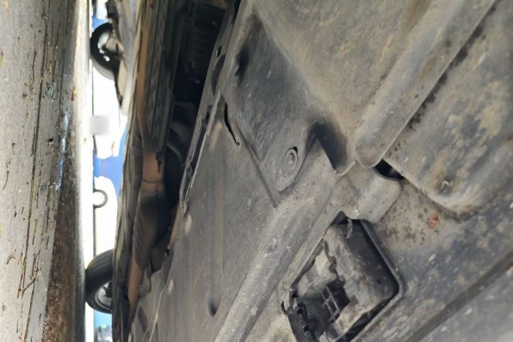 Used Mercedes-Benz E-Class 2018 E 300 L Luxury Model Chassis Front Left