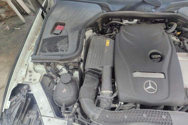 Used Mercedes-Benz E-Class 2018 E 200 4MATIC Convertible Coupe Engine Bay Right