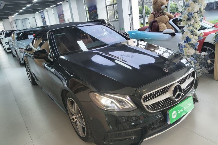 Used Mercedes-Benz E-Class 2018 E 200 4MATIC Convertible Coupe Front Right 45 Deg