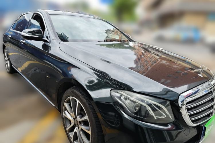 Used Mercedes-Benz E-Class 2018 E 300 L Luxury Model Front Right 45 Deg