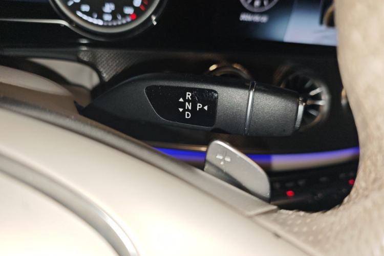 Used Mercedes-Benz E-Class 2018 E 200 Coupe Gear Lever