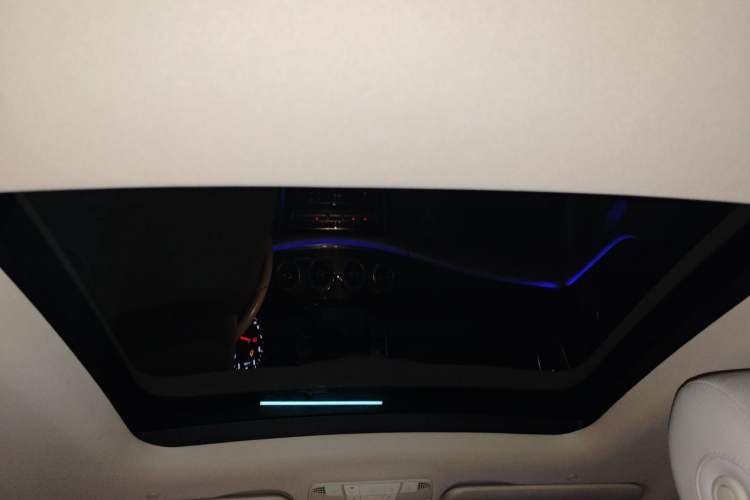 Used Mercedes-Benz E-Class 2018 E 200 Coupe Headliner