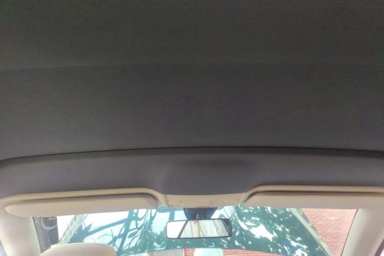 Used Mercedes-Benz E-Class 2018 E 200 4MATIC Convertible Coupe Headliner