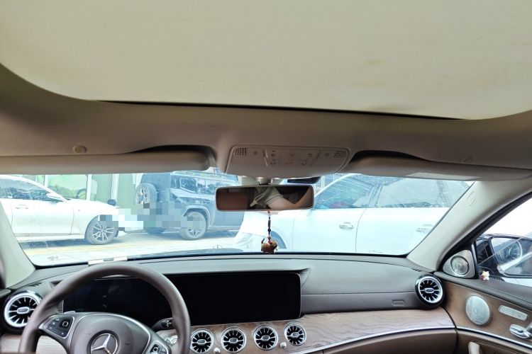 Used Mercedes-Benz E-Class 2018 E 300 L Luxury Model Headliner