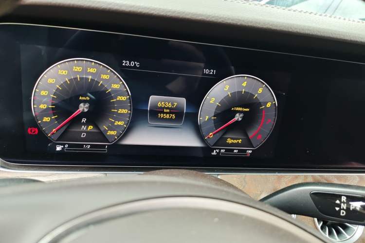 Used Mercedes-Benz E-Class 2018 E 300 L Luxury Model Instrument Cluster