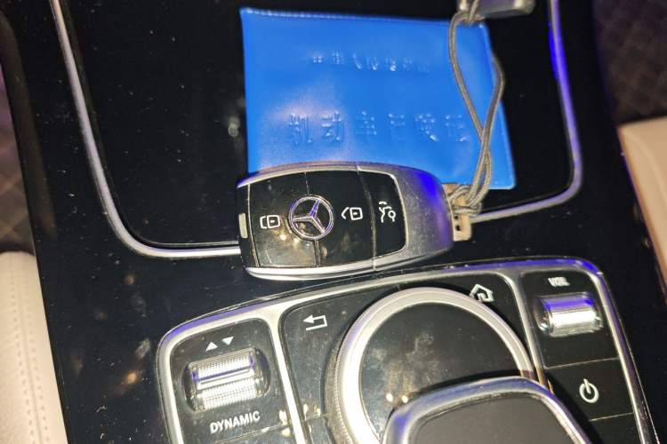 Used Mercedes-Benz E-Class 2018 E 200 Coupe Interior 1