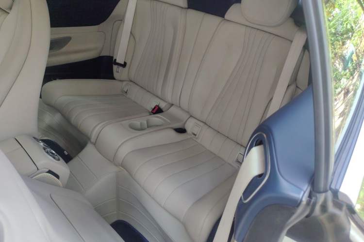 Used Mercedes-Benz E-Class 2018 E 200 4MATIC Convertible Coupe Left Rear Seat