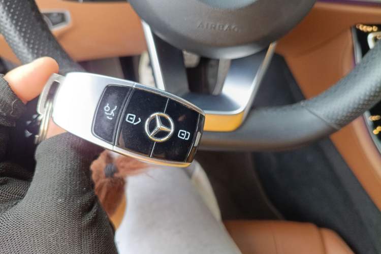 Used Mercedes-Benz E-Class 2018 E 200 4MATIC Coupe Vehicle Key