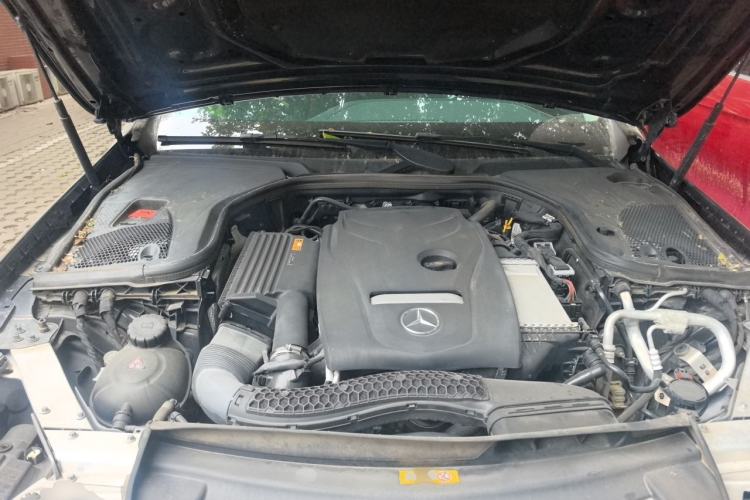 Used Mercedes-Benz E-Class 2018 Facelift E 200 L 4MATIC Engine Bay