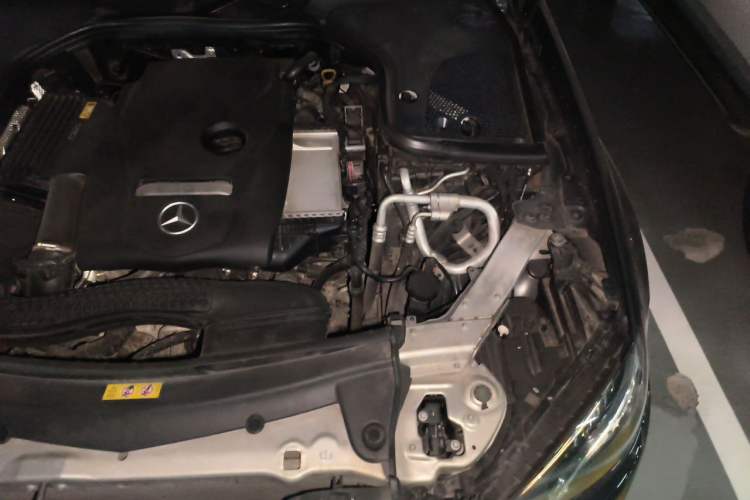 Used Mercedes-Benz E-Class 2018 E 300 L Stylish Model Engine Bay Left