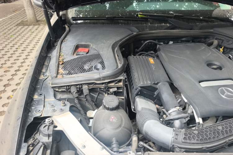 Used Mercedes-Benz E-Class 2018 Facelift E 200 L 4MATIC Engine Bay Right