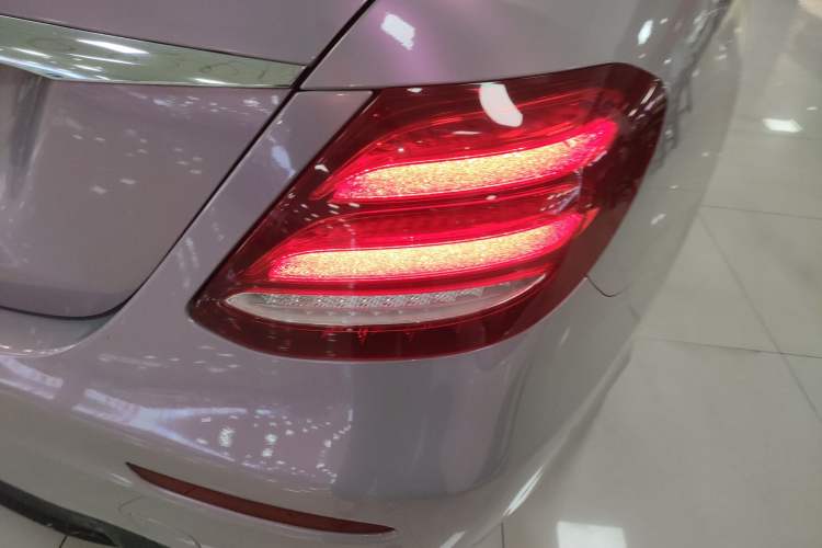 Used Mercedes-Benz E-Class 2018 E 300 Sport Edition Exterior 3