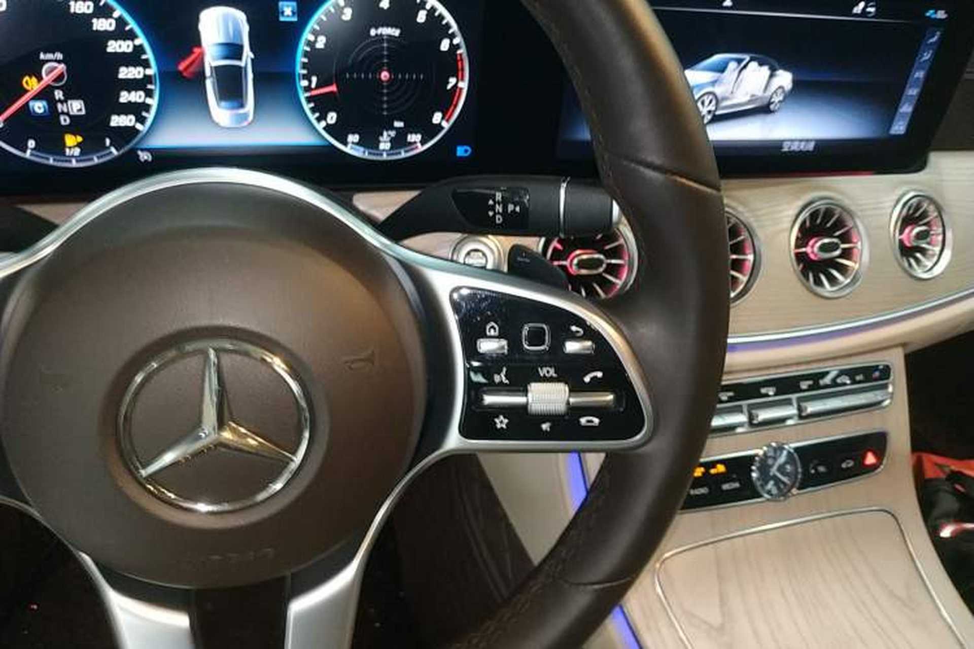 Used Mercedes-Benz E-Class 2018 E 200 Convertible Coupe Gear Lever