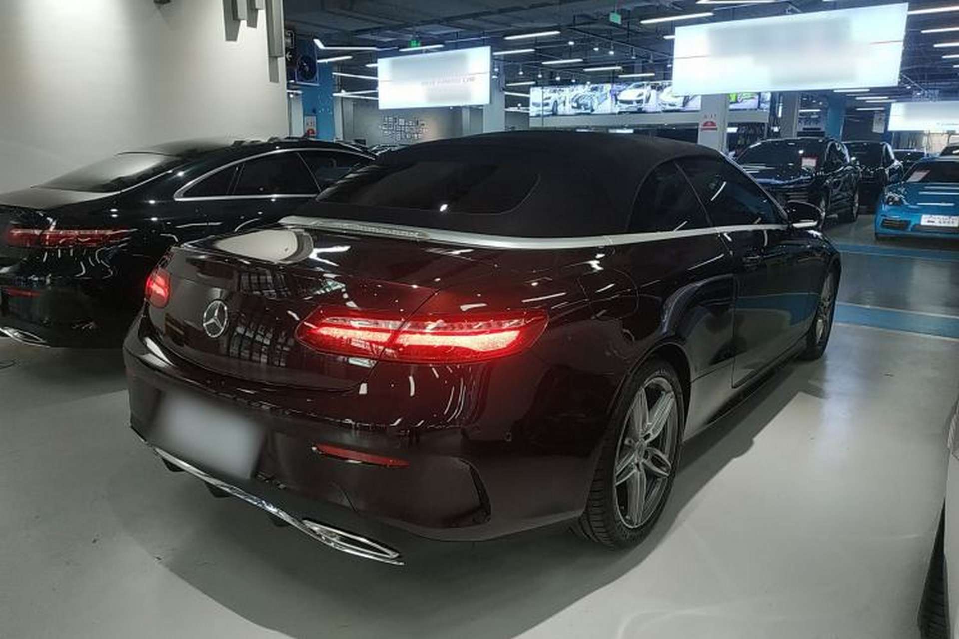 Used Mercedes-Benz E-Class 2018 E 200 Convertible Coupe Rear Right 45 Deg