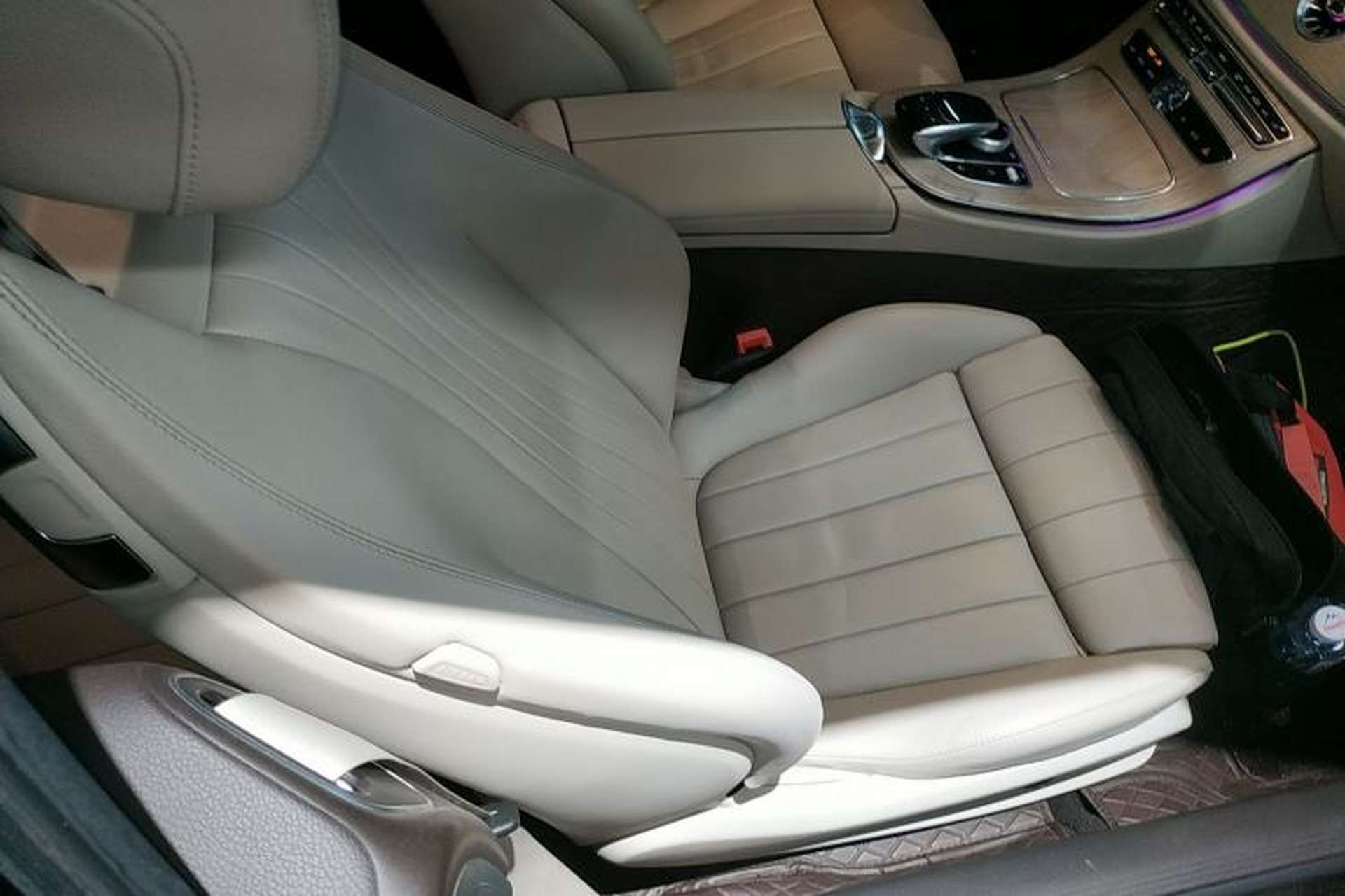 Used Mercedes-Benz E-Class 2018 E 200 Convertible Coupe Right Front Seat