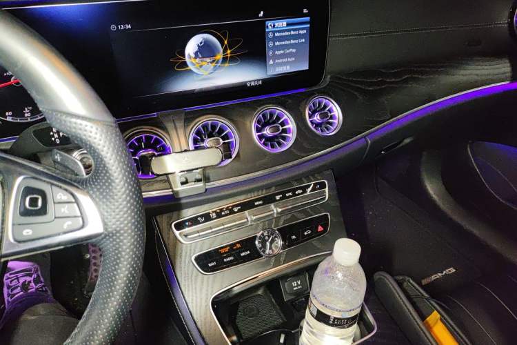 Used Mercedes-Benz E-Class 2018 E 300 Coupe Audio And AC Panel