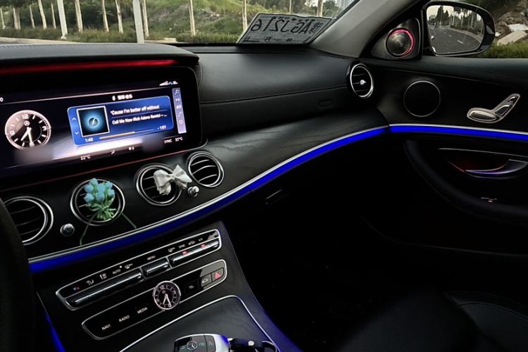 Used Mercedes-Benz E-Class 2018 E 200 L Sport Edition Audio And AC Panel