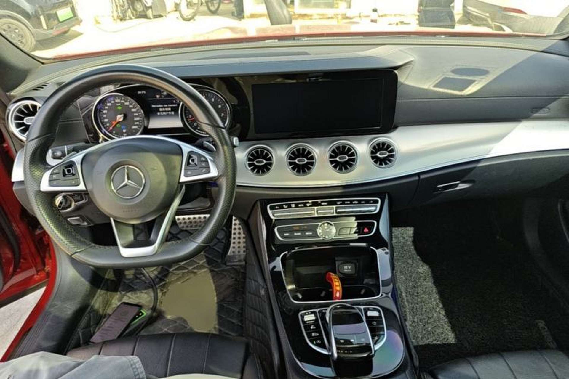 Used Mercedes-Benz E-Class 2018 E 200 Coupe Center Console