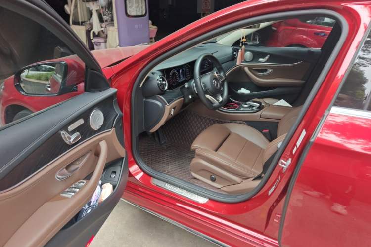 Used Mercedes-Benz E-Class 2018 Facelift E 200 L Sport Edition Driver Seat