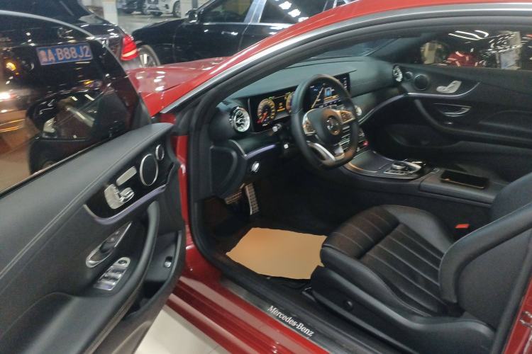 Used Mercedes-Benz E-Class 2018 E 200 Coupe Driver Seat