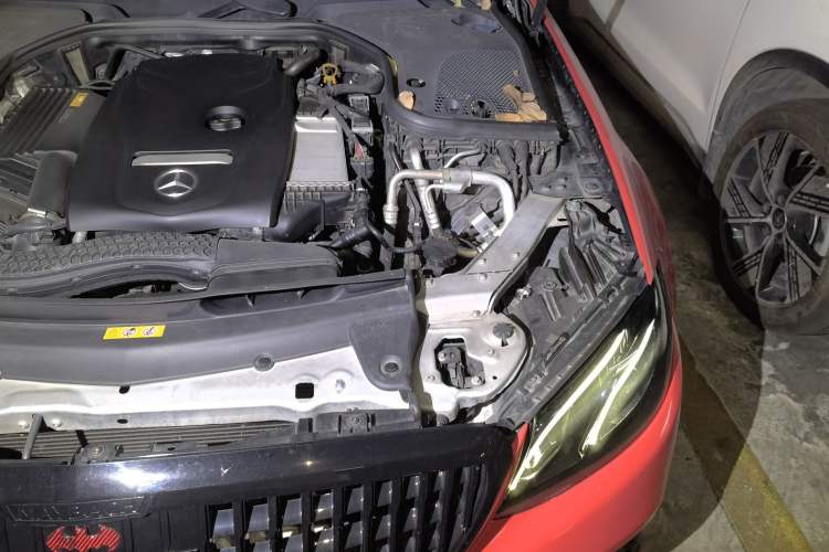 Used Mercedes-Benz E-Class 2018 Facelift E 200 L 4MATIC Engine Bay Left