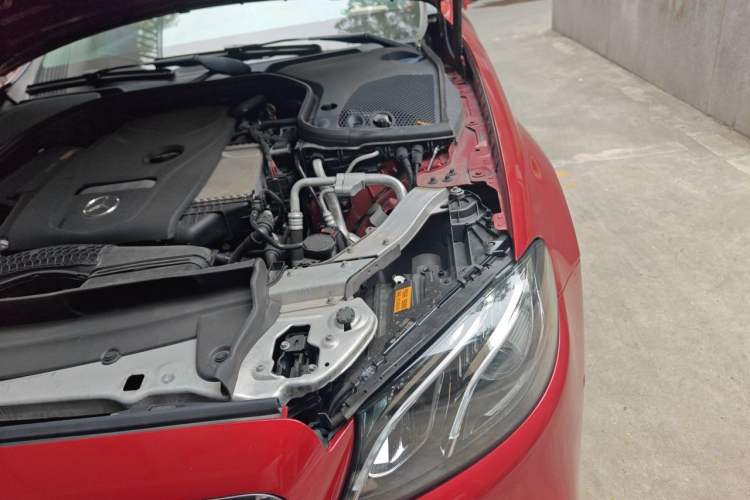 Used Mercedes-Benz E-Class 2018 Facelift E 200 L Sport Edition Engine Bay Left
