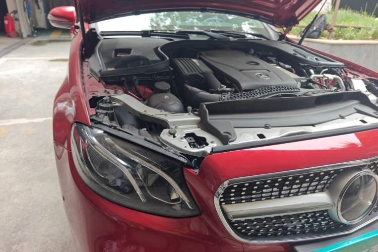 Used Mercedes-Benz E-Class 2018 Facelift E 200 L Sport Edition Engine Bay Right