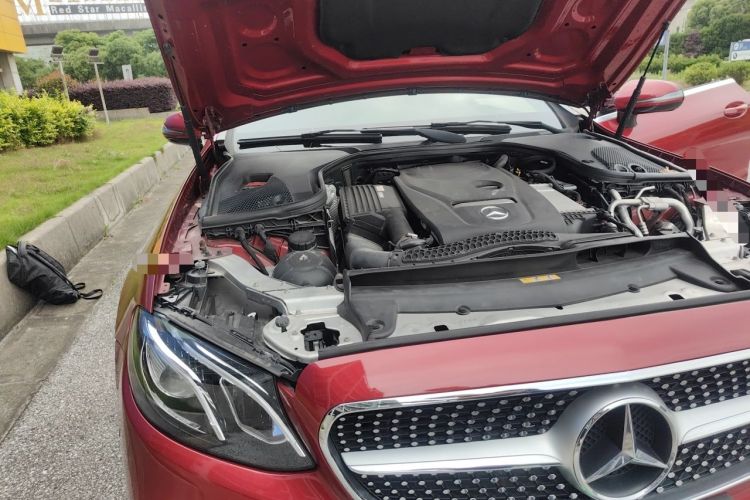 Used Mercedes-Benz E-Class 2018 E 200 4MATIC Coupe Engine Bay Right