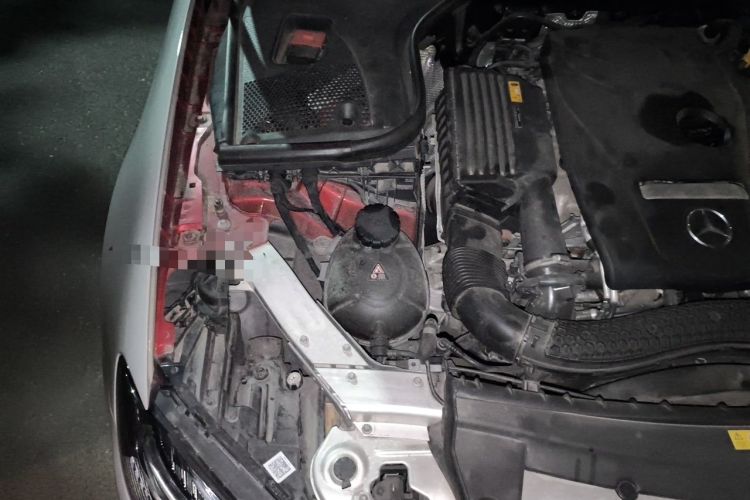 Used Mercedes-Benz E-Class 2018 E 200 4MATIC Convertible Coupe Engine Bay Right