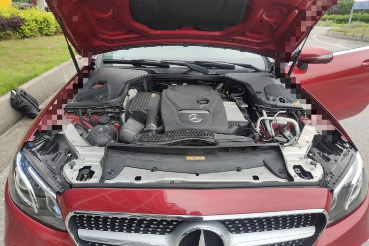 Used Mercedes-Benz E-Class 2018 E 200 4MATIC Coupe Engine Bay
