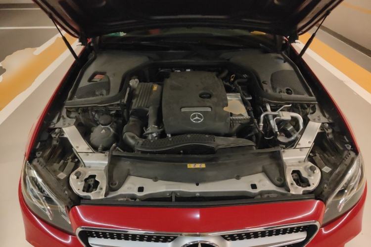 Used Mercedes-Benz E-Class 2018 E 200 Convertible Coupe Engine Bay